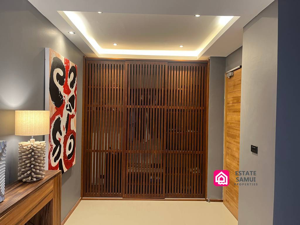 Refurbished Sea View Villa