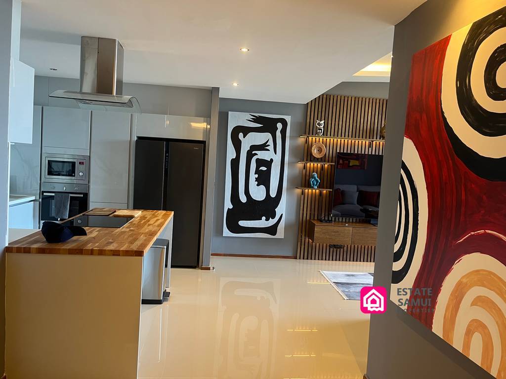 Refurbished Sea View Villa