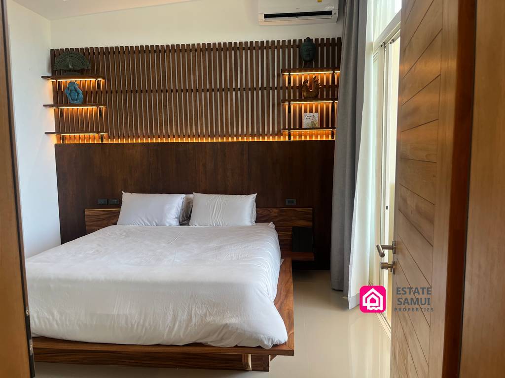 Refurbished Sea View Villa