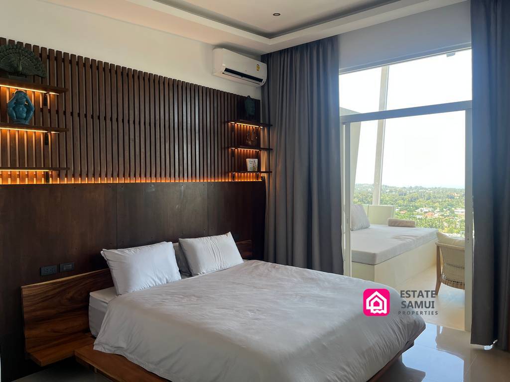 Refurbished Sea View Villa