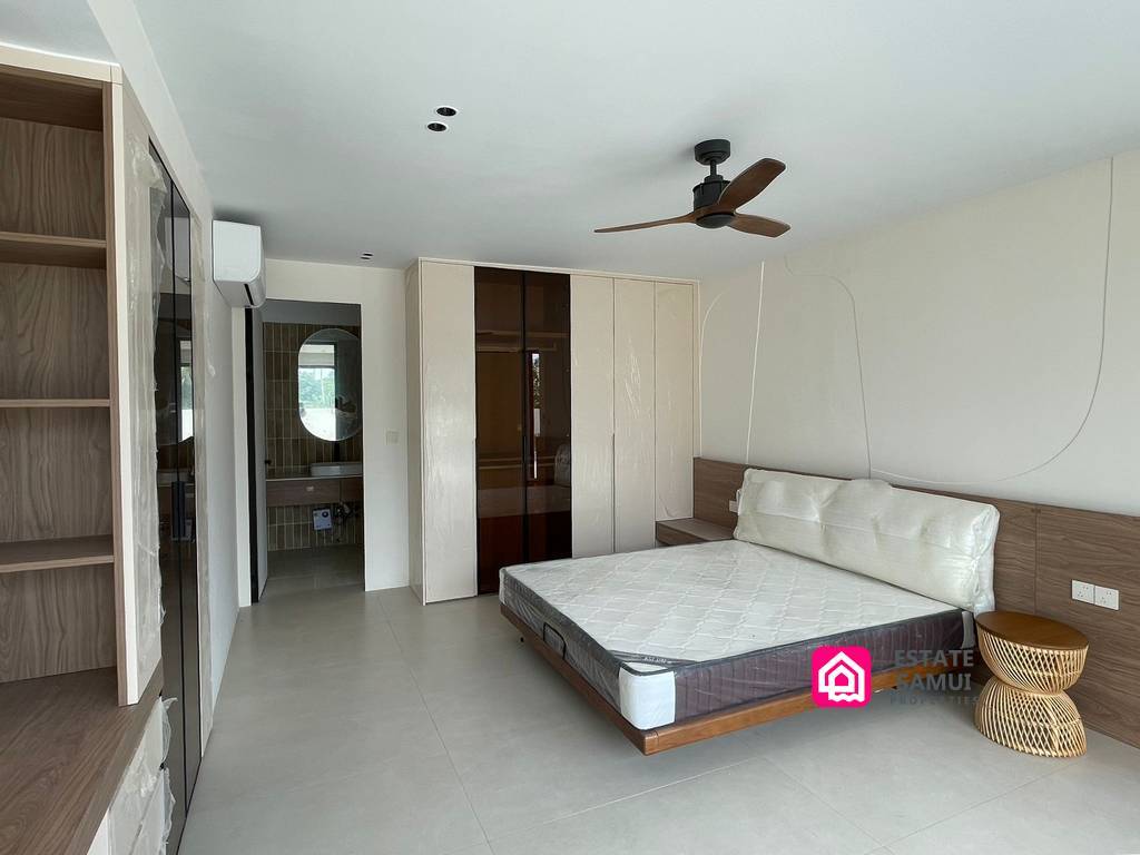 Luxurious Bang Por Villas