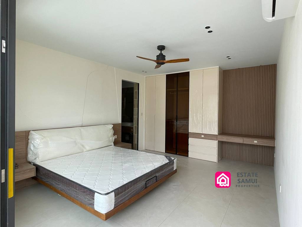 Luxurious Bang Por Villas