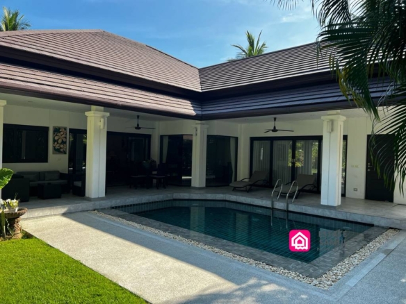 Spacious Garden Pool Villa
