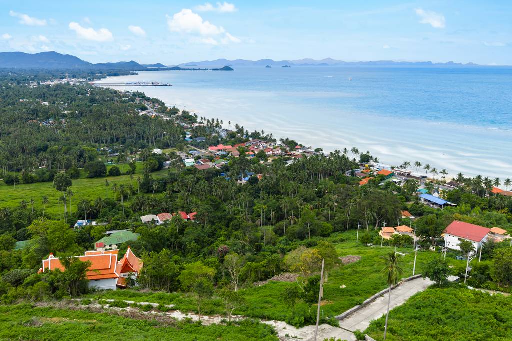Panoramic sea views from Tesoro Valley